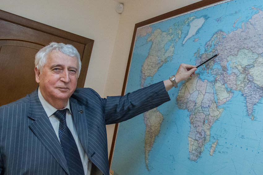 Интервью ректора РМАТ Е.Н. Трофимова Российской Газете