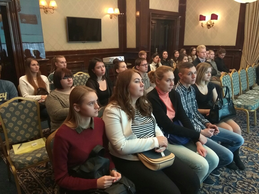Студенты РМАТ направления обучения "Туризм" - на выездном практическом занятии в гостинице Ritz Carlton Moscow, 2016